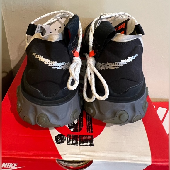 Nike React Runner Mid WR ISPA new with original box & extra shoe laces - Picture 4 of 6